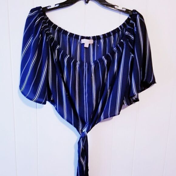 Love Tree Women's crop top Size M - Picture 1 of 4